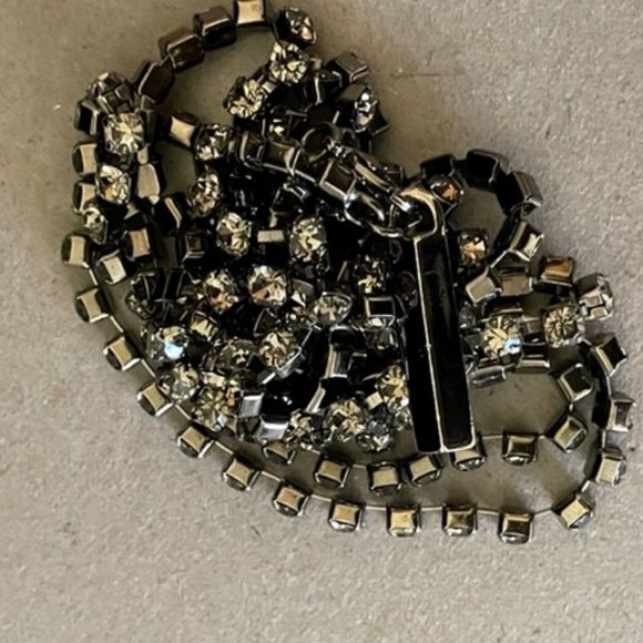 Liz Claiborne 42" Long Flapper Style Smoky Quartz Rhinestone Tennis Necklace - Picture 7 of 7